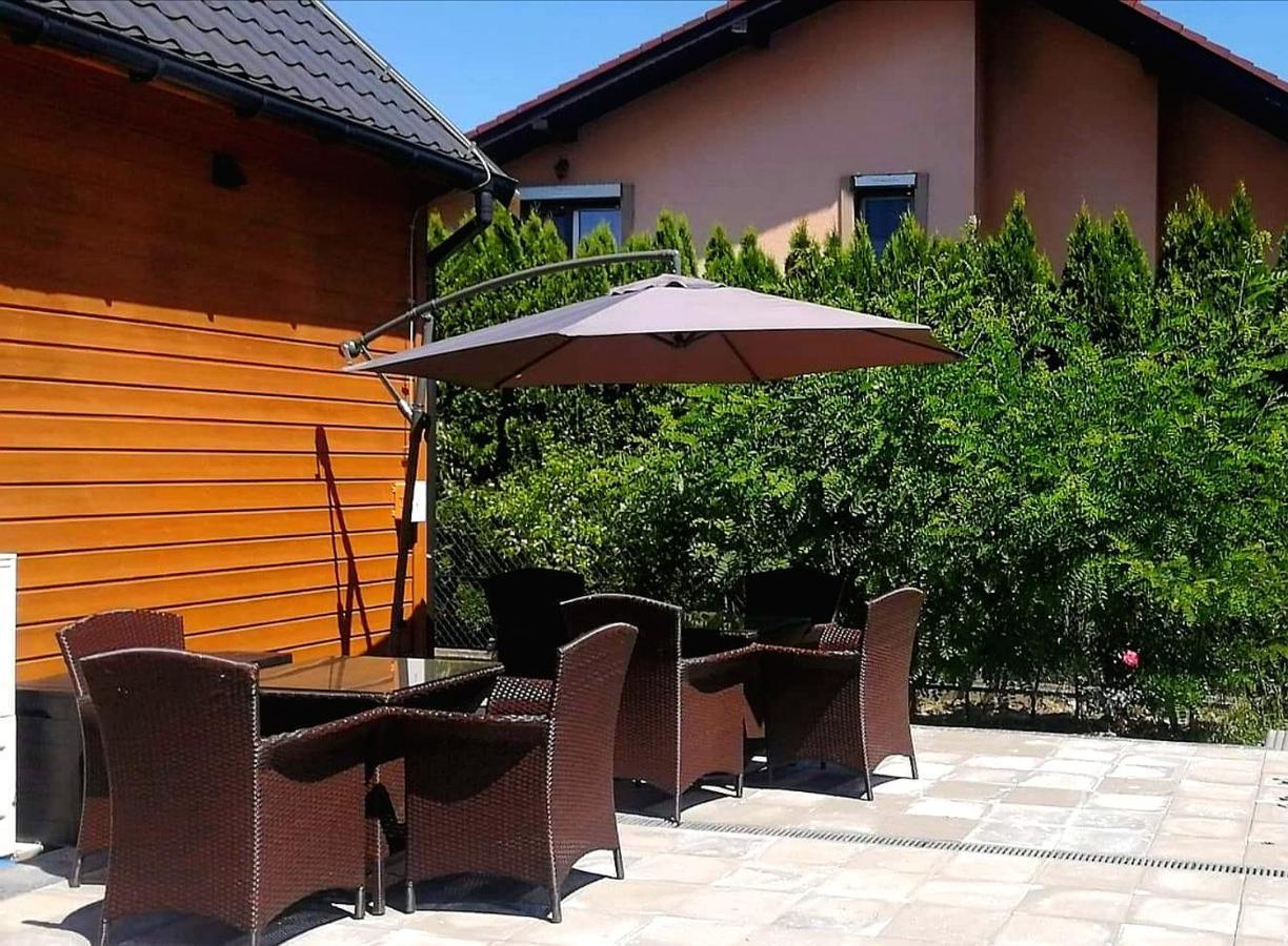 Domki Na Winnicy Zator Przeciszow Exterior photo